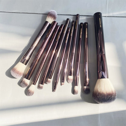Luxury Taklon Makeup Brush Set, Metal Handle Brushes