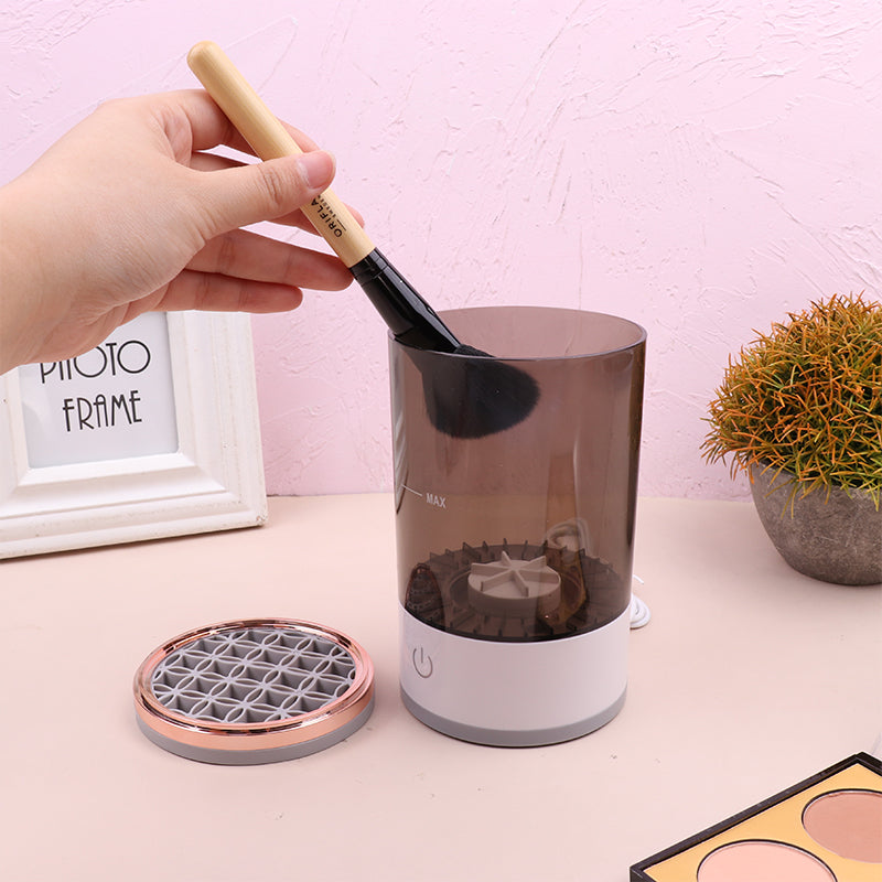 Makeup Brush Brush and Sponge Cleaning Tool with USB Charging 