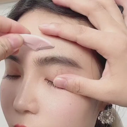 Eyebrow Trimming Knife with Comb